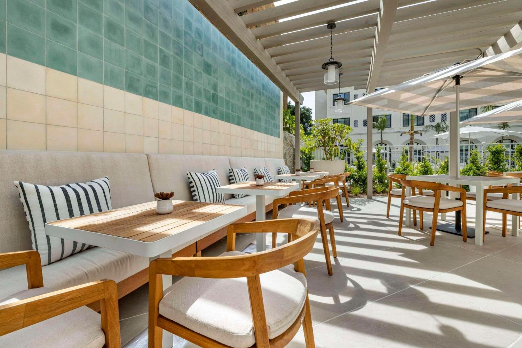 Cambria Hotel Calabasas Exterior foto